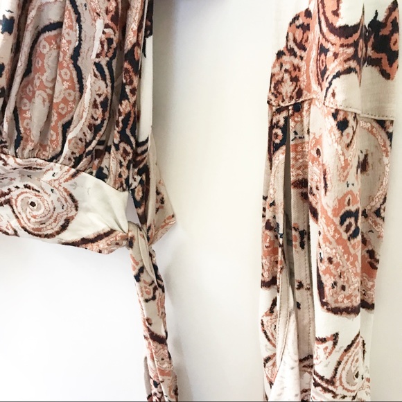 Free People Fiona’s Wrap Top - Picture 6 of 9